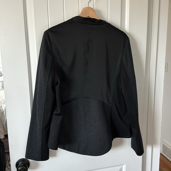 Dress jacket, black and gray, size Large - Picture 3 of 3